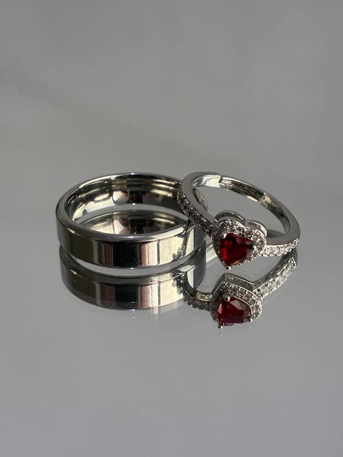 Anillo Plateado con Piedra